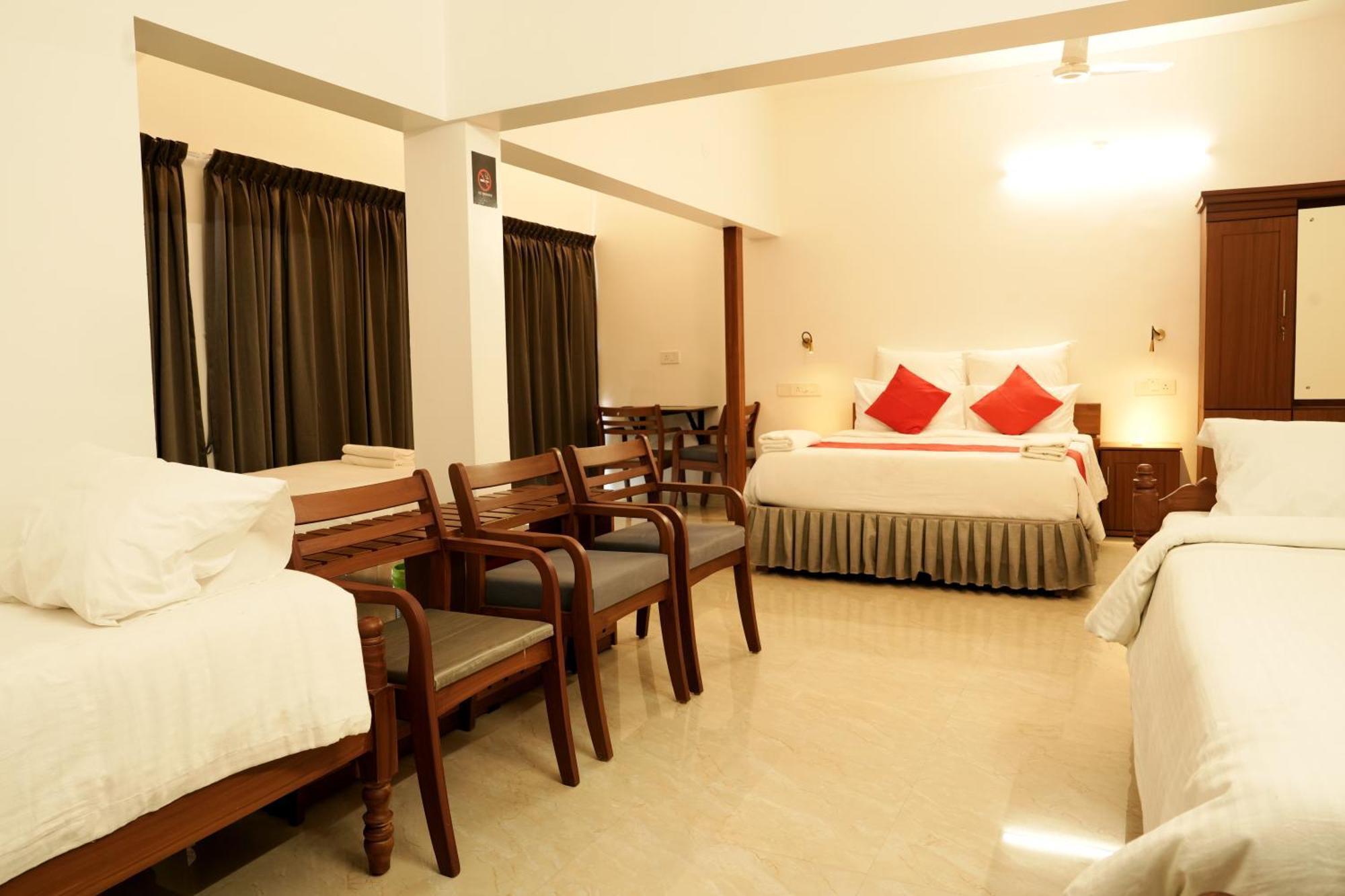 Alleppey Holiday Beach Resort Alappuzha Extérieur photo